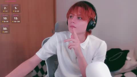 Snapshot of lyodass chatting on 02-28-25, 08:07 Lyodass online show from 02-28-25, 08:07