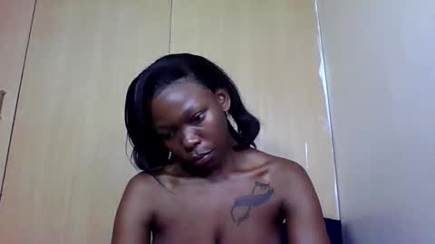 Lyra online show from 04-27-26, 04:54