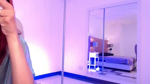 Snapshot of lyra_gh chatting on 01-29-25, 09:07 LYRA online show from 01-29-25, 09:07