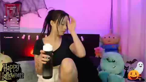 lyshana online show from 10-20-25, 06:41