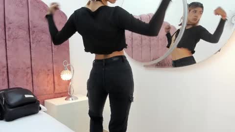 Snapshot of lyxi_ chatting on 02-28-25, 06:09 Lyxi online show from 02-28-25, 06:09