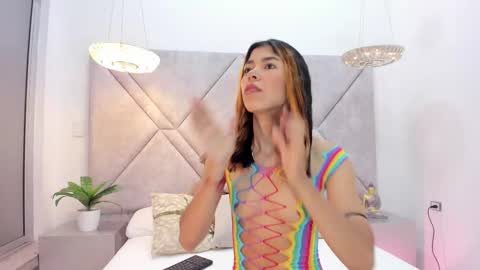 Snapshot of lyxi_ chatting on 03-02-25, 11:39 Lyxi online show from 03-02-25, 11:39