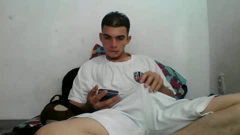 m0ntana777 online show from 09-17-25, 02:19