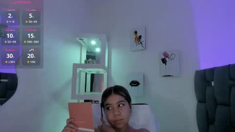 Mila online show from 03-19-26, 04:44