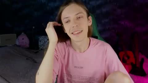 m1shq online show from 09-19-25, 05:57