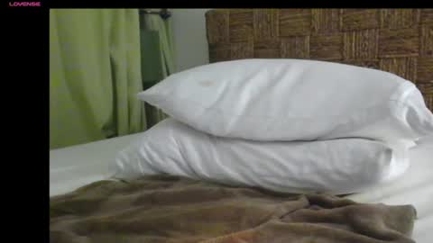 Snapshot of m54whrdn2 chatting on 10-12-25, 12:53 m54whrdn online show from 10-12-25, 12:53