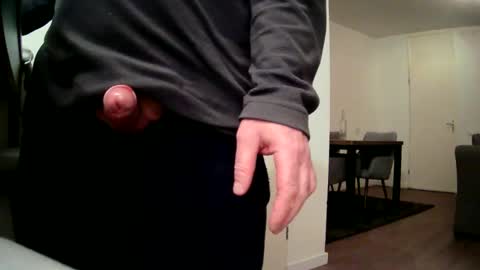 m_daan1969 online show from 02-12-25, 08:07