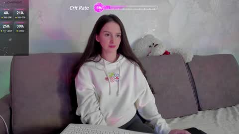 Snapshot of m_o_o_n_l_i_g_h_t chatting on 02-17-25, 11:13 moon light online show from 02-17-25, 11:13