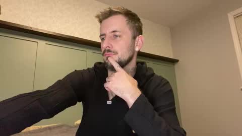 Snapshot of m_stephen chatting on 02-04-26, 03:12 m_stephen online show from 02-04-26, 03:12