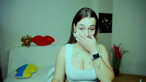 Snapshot of m_vikki chatting on 11-13-25, 01:54 Vikki online show from 11-13-25, 01:54