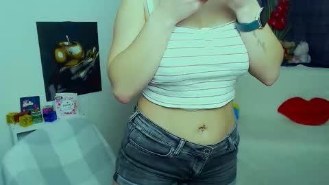 Snapshot of m_vikki chatting on 02-26-26, 11:20 Vikki online show from 02-26-26, 11:20