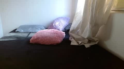 maaddy_thompson online show from 10-17-25, 08:44