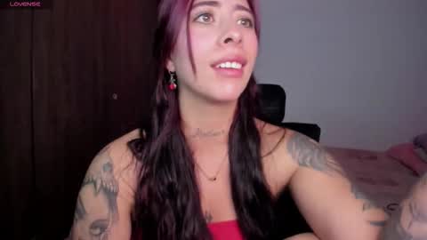 Snapshot of maazikeenx chatting on 03-02-26, 07:15 Sara online show from 03-02-26, 07:15