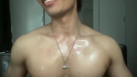 Snapshot of mac_cain chatting on 03-08-25, 02:51 Maccain online show from 03-08-25, 02:51