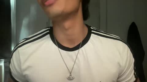 Snapshot of mac_cain chatting on 09-09-25, 01:10 Maccain online show from 09-09-25, 01:10