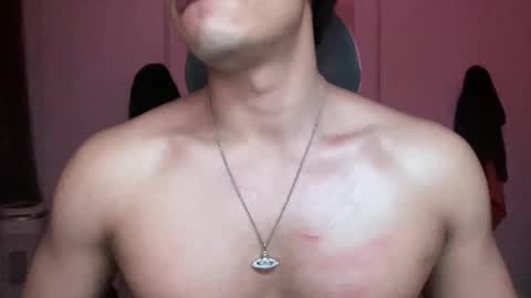 Snapshot of mac_cain chatting on 02-19-26, 10:50 Maccain online show from 02-19-26, 10:50