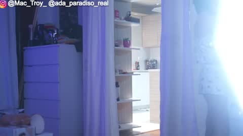 Mac Troy online show from 10-29-25, 04:42