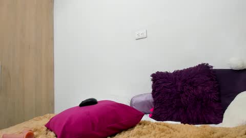 macarenaawills online show from 01-27-25, 07:24