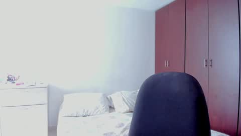 Snapshot of macarenax chatting on 02-06-25, 06:13 Maca online show from 02-06-25, 06:13