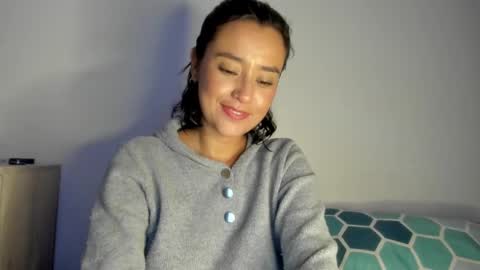 Snapshot of macarenax chatting on 03-04-25, 03:00 Maca online show from 03-04-25, 03:00