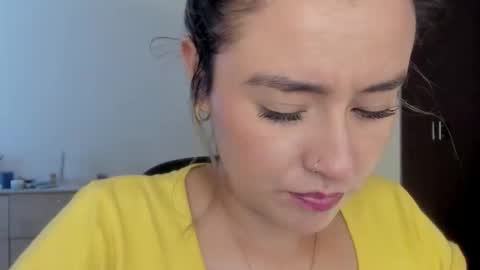 Snapshot of macarenax chatting on 10-02-25, 03:30 Maca online show from 10-02-25, 03:30