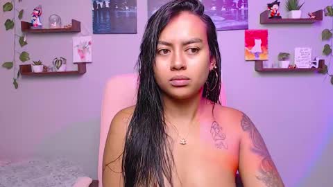 Macey Elliot Modelo Independiente online show from 02-11-25, 11:32