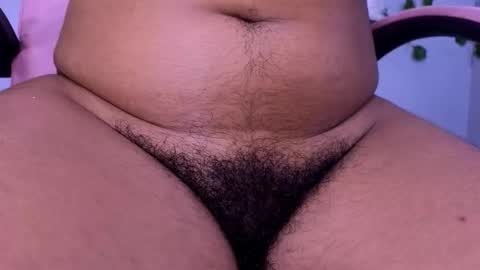 Macey Elliot Modelo Independiente online show from 09-11-25, 07:25