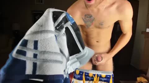 Snapshot of machinecumkelly69 chatting on 01-14-25, 05:30 machinecumkelly69 online show from 01-14-25, 05:30