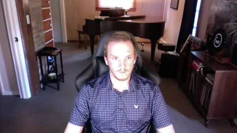 Snapshot of macsheridan chatting on 08-04-26, 10:12 Mac online show from 08-04-26, 10:12