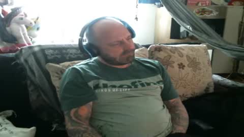 Snapshot of mad_dem0n chatting on 03-11-25, 07:48 Manuel online show from 03-11-25, 07:48