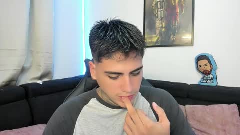 max online show from 02-20-25, 11:32