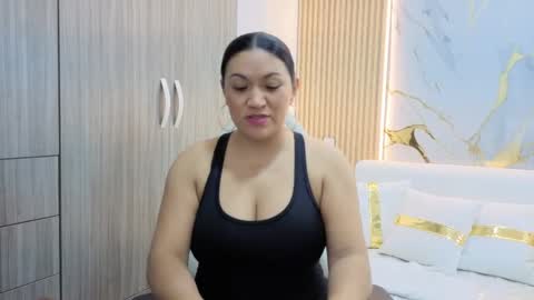 Snapshot of madam_hott chatting on 09-26-25, 03:54 Madam Hott  online show from 09-26-25, 03:54