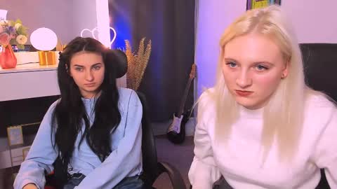 Ulis online show from 03-11-25, 01:45