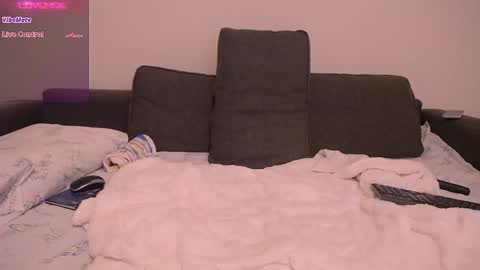 Snapshot of madamesquirttatti chatting on 12-01-24, 07:36 MadameSquirtTatti online show from 12-01-24, 07:36