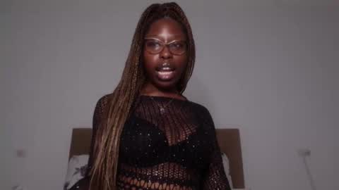 Snapshot of madamindigo chatting on 01-04-25, 05:05 YourMadamIndigo online show from 01-04-25, 05:05