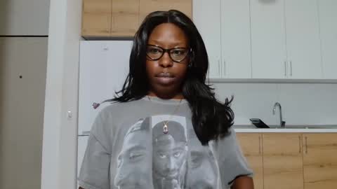 Snapshot of madamindigo chatting on 10-13-25, 03:34 YourMadamIndigo online show from 10-13-25, 03:34