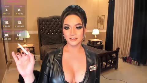 Snapshot of madammistressdominatrixxx chatting on 02-18-25, 03:21 Alison Kloss online show from 02-18-25, 03:21