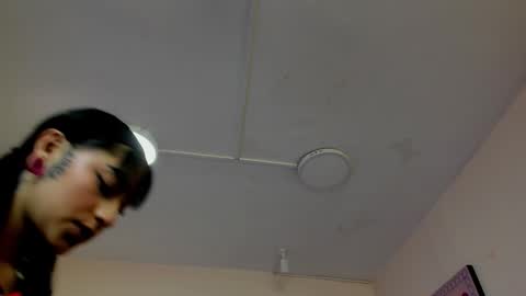 Snapshot of maddie_rosee chatting on 02-04-26, 03:23 Maddierosee online show from 02-04-26, 03:23