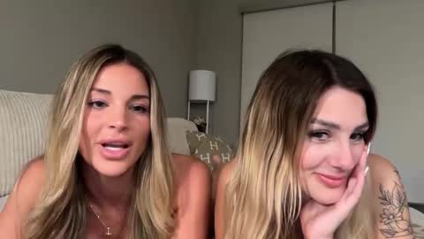 Snapshot of maddiemeadows chatting on 11-04-25, 04:00 maddie online show from 11-04-25, 04:00