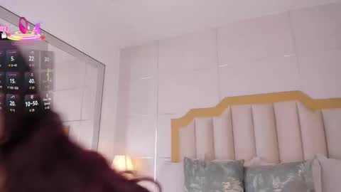    online show from 10-05-25, 07:34