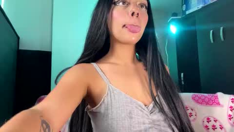 maddiie and clyde online show from 01-16-26, 05:50