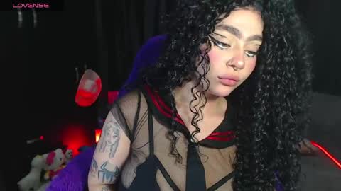 Snapshot of maddiie_and_clyde chatting on 05-16-26, 03:03 maddiie and clyde online show from 05-16-26, 03:03