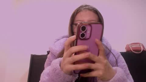 Maddy UwU online show from 11-13-25, 10:30