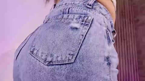 Maddy online show from 11-12-25, 03:01