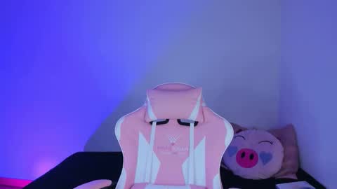 maddy_parker__ online show from 11-21-25, 07:45