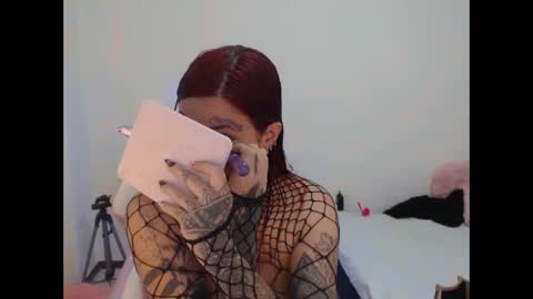 Snapshot of maddy_vicius19 chatting on 10-05-25, 09:24 maddy_vicius19 online show from 10-05-25, 09:24