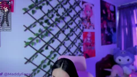 Maddy Foox online show from 02-14-25, 09:53