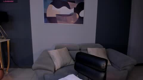 Maddy Owens online show from 10-25-25, 12:34