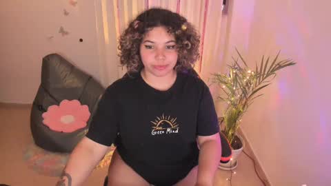 madelaine_taylor online show from 02-25-25, 05:15