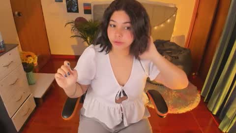 madelaine_taylor online show from 09-11-25, 10:04